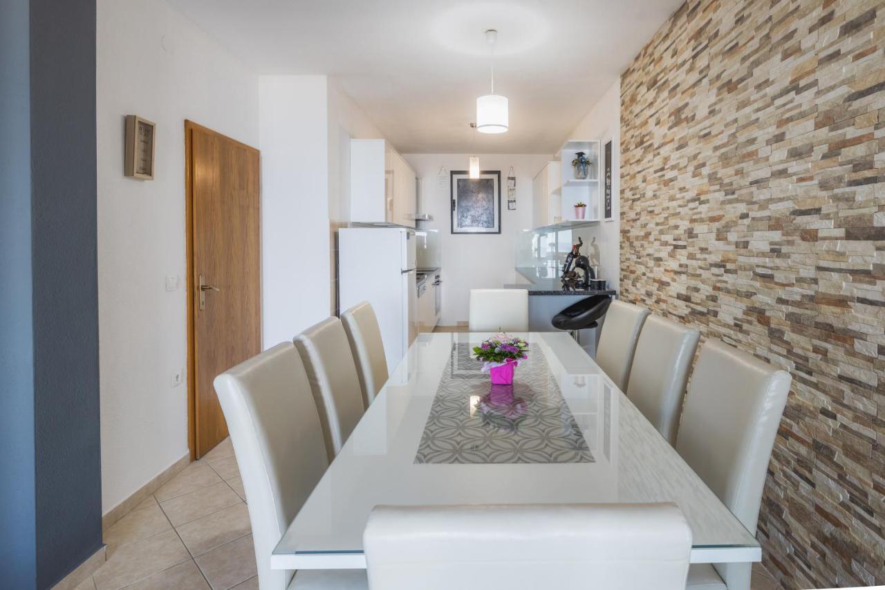 Apartment Dany - Free Beach Parking Μακάρσκα Εξωτερικό φωτογραφία